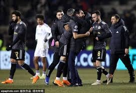 阿门23+14+10火箭双杀骑士 猛龙送老鹰4连败