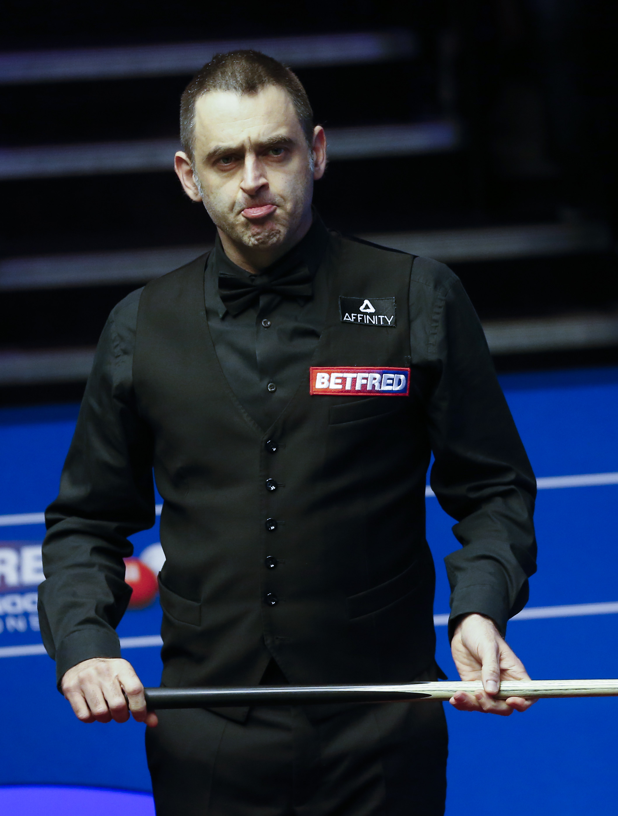 反手拉球 反手拉球